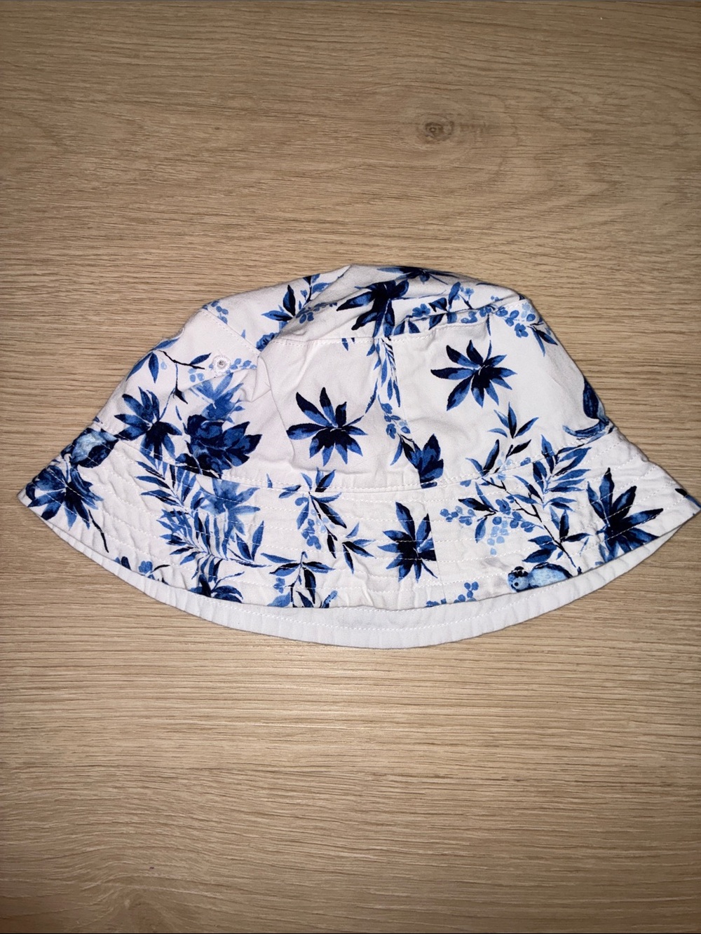 Janie and Jack Kids White and Blue Floral Bucket Hat